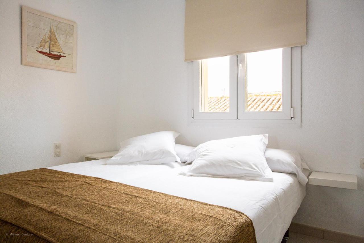Apartamentos Los Cantaros Эль-Пуэрто-де-Санта-Мария Экстерьер фото